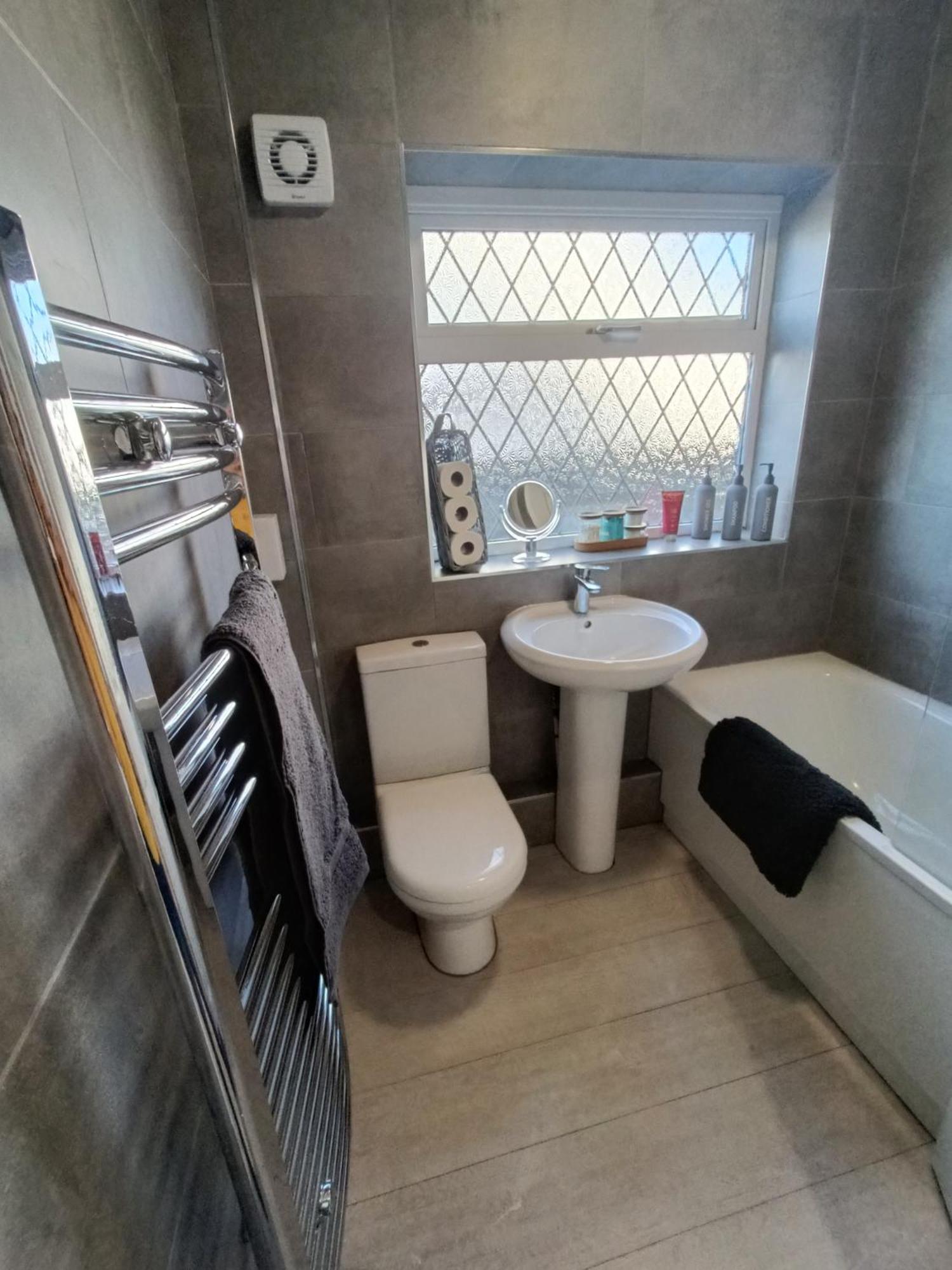 Alton Towers & Foxtail Barns & Oak Barns & Peak District Villa Wetleyrocks Luaran gambar