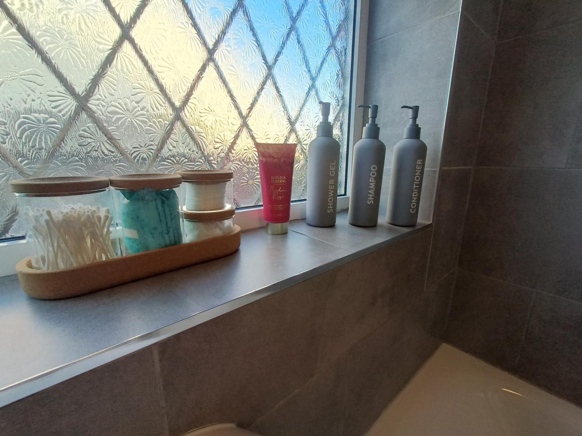 Alton Towers & Foxtail Barns & Oak Barns & Peak District Villa Wetleyrocks Luaran gambar